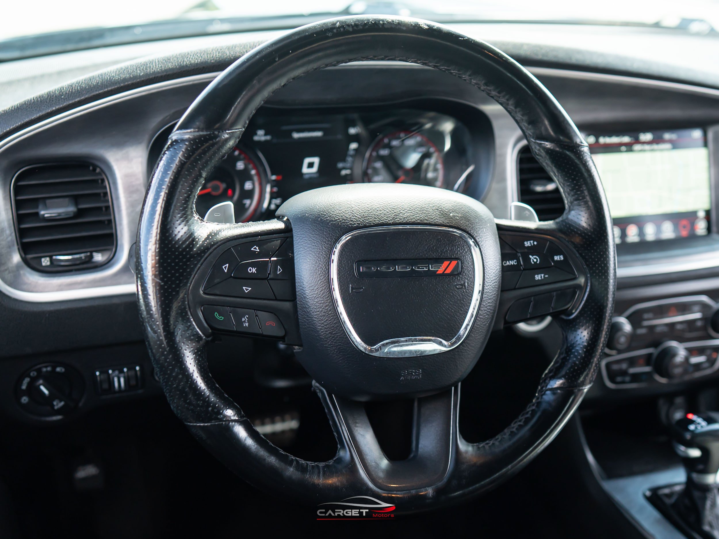 Used 2017 Dodge Charger R/T RWD image 17
