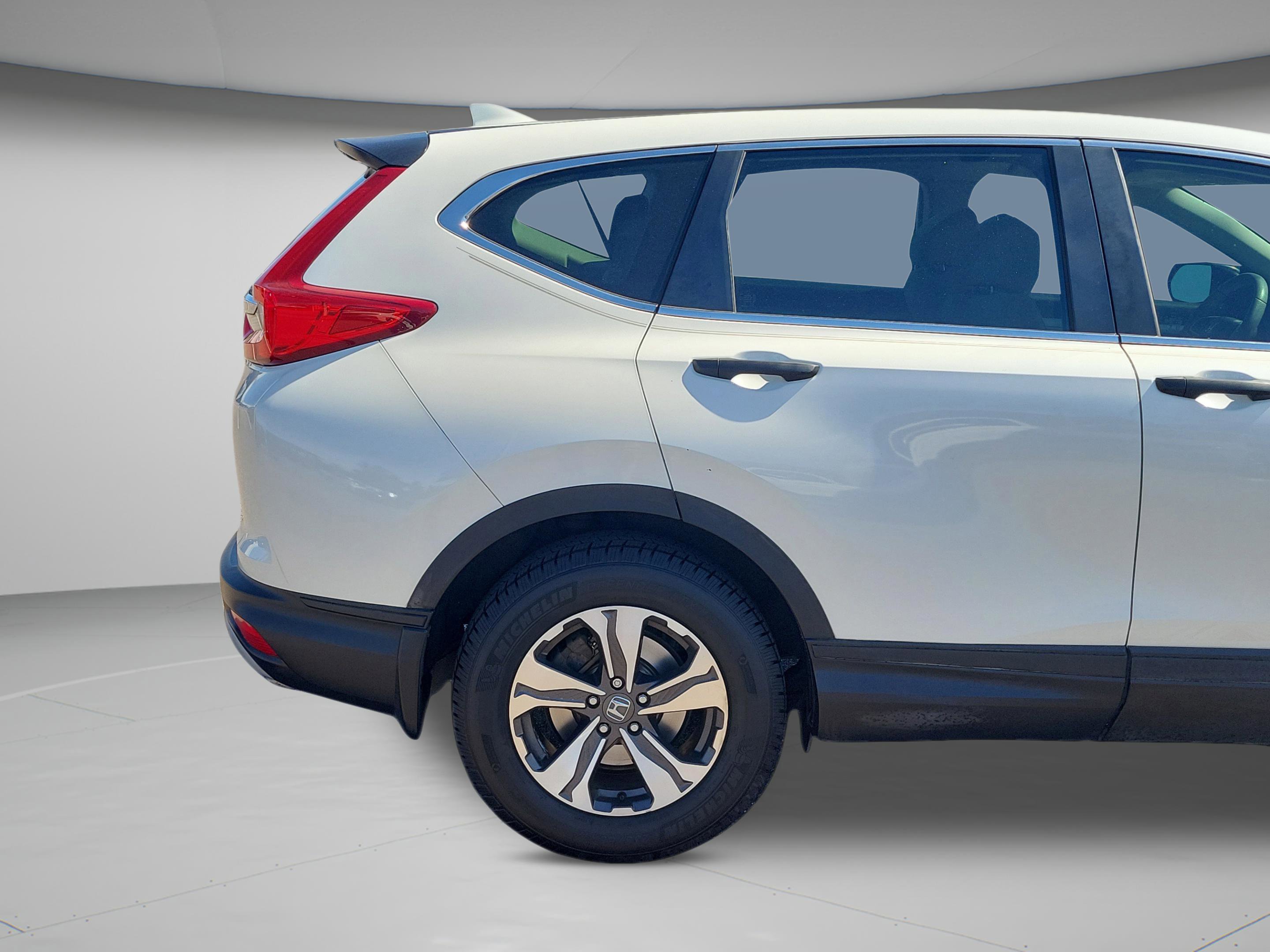 Used 2017 Honda CR-V LX image 32