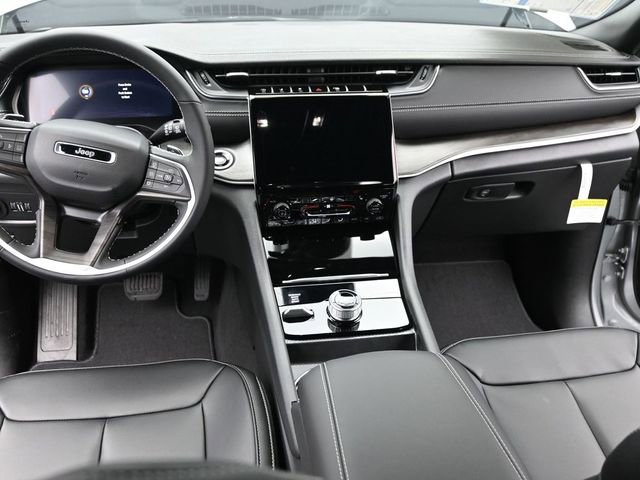 New 2025 Jeep Grand Cherokee L Limited w/ Black Appearance Package image 26