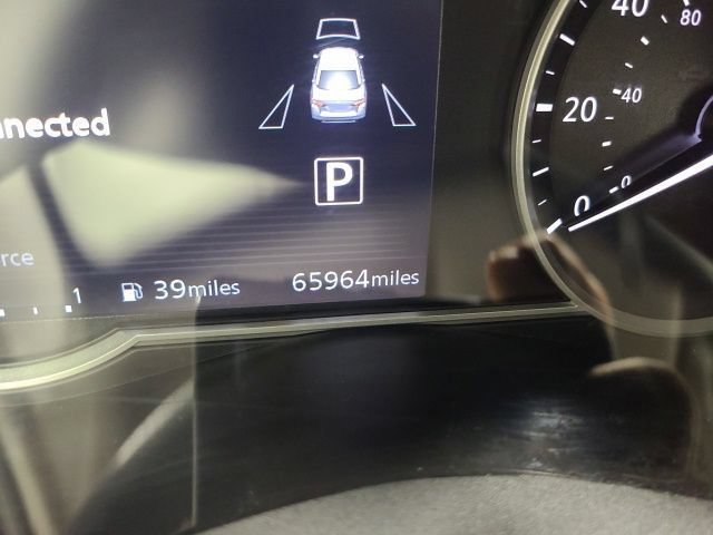 Used 2024 Nissan Versa SR FWD image 26