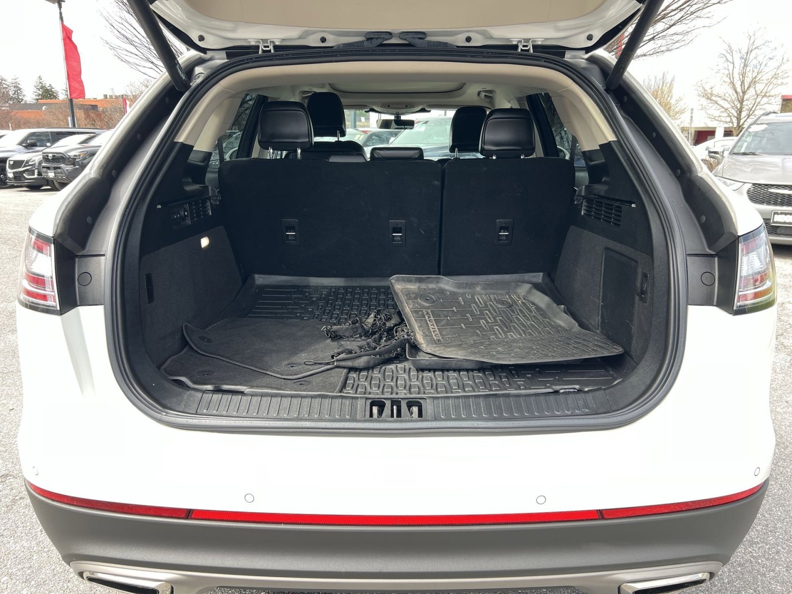 Used 2022 Lincoln Nautilus Reserve image 26