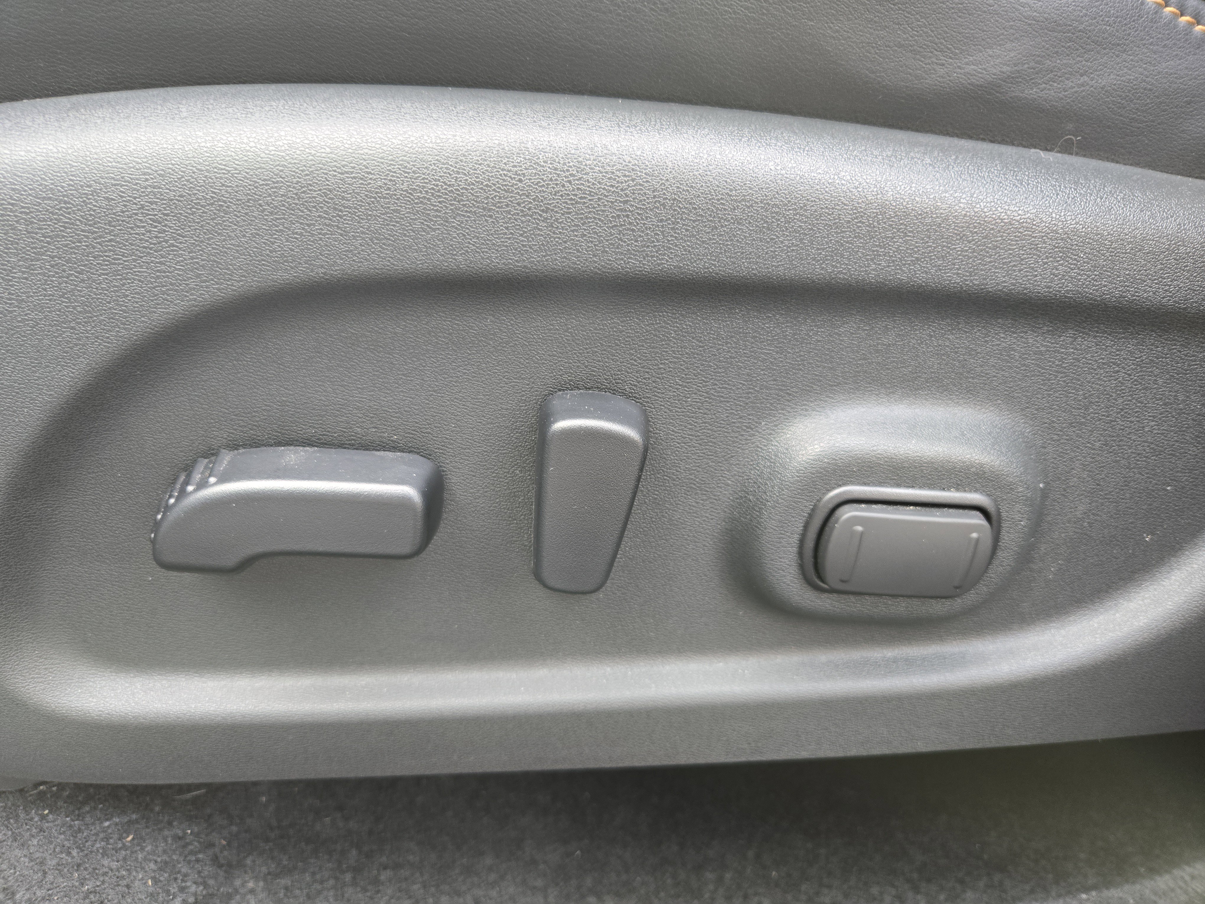 Certified 2024 Nissan Murano Platinum w/ Cargo Package image 15