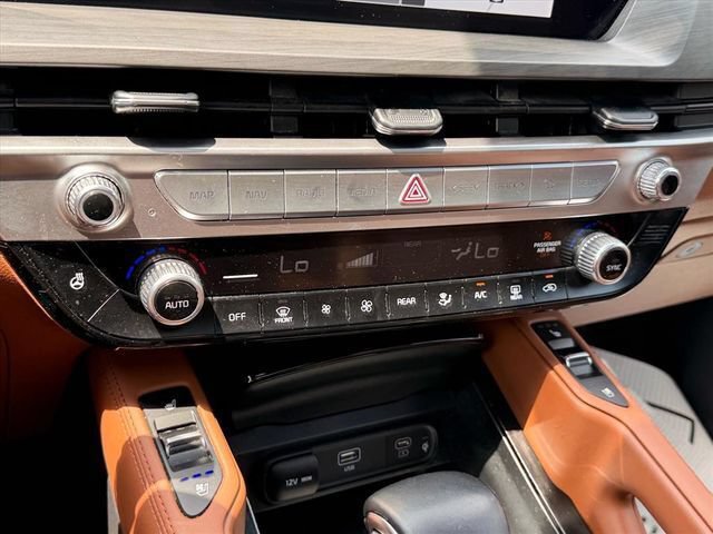 Used 2024 Kia Telluride EX X-Line AWD/4WD image 24