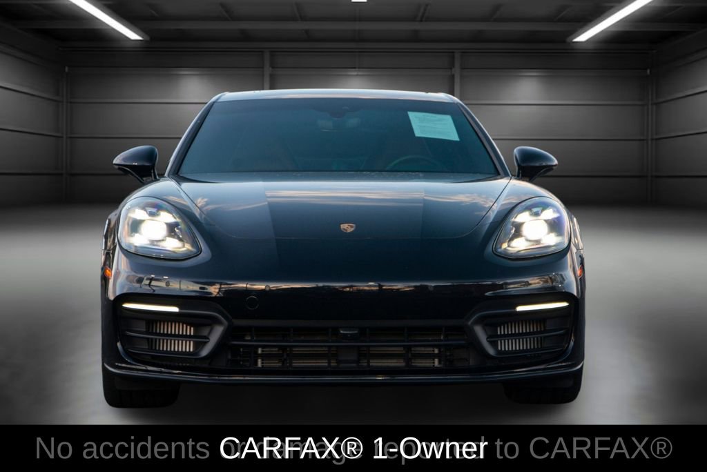 Used 2022 Porsche Panamera Platinum Edition image 2