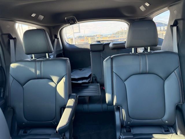 Certified 2025 Honda Pilot TrailSport image 16