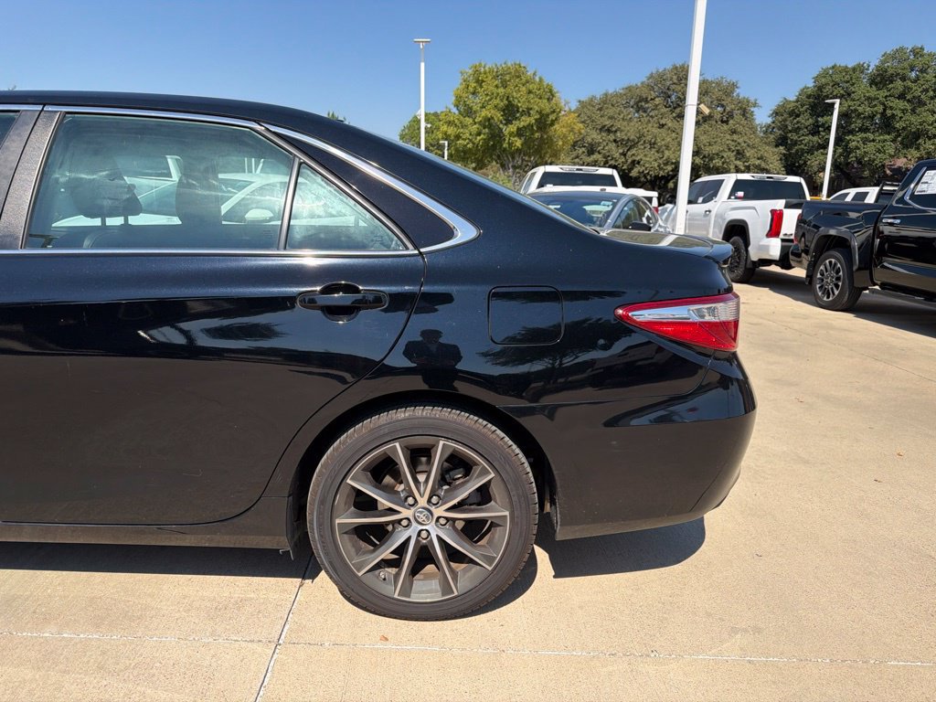 Used 2016 Toyota Camry XSE FWD image 8