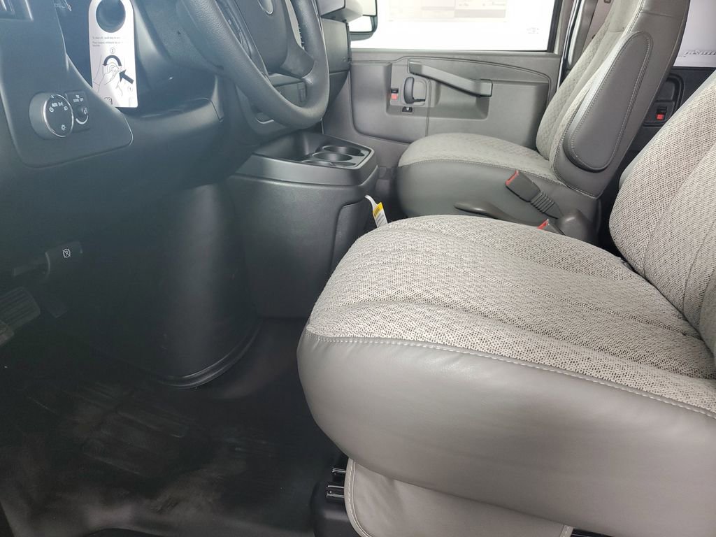 New 2026 Chevrolet Express 2500 w/ Driver Convenience Package RWD image 11