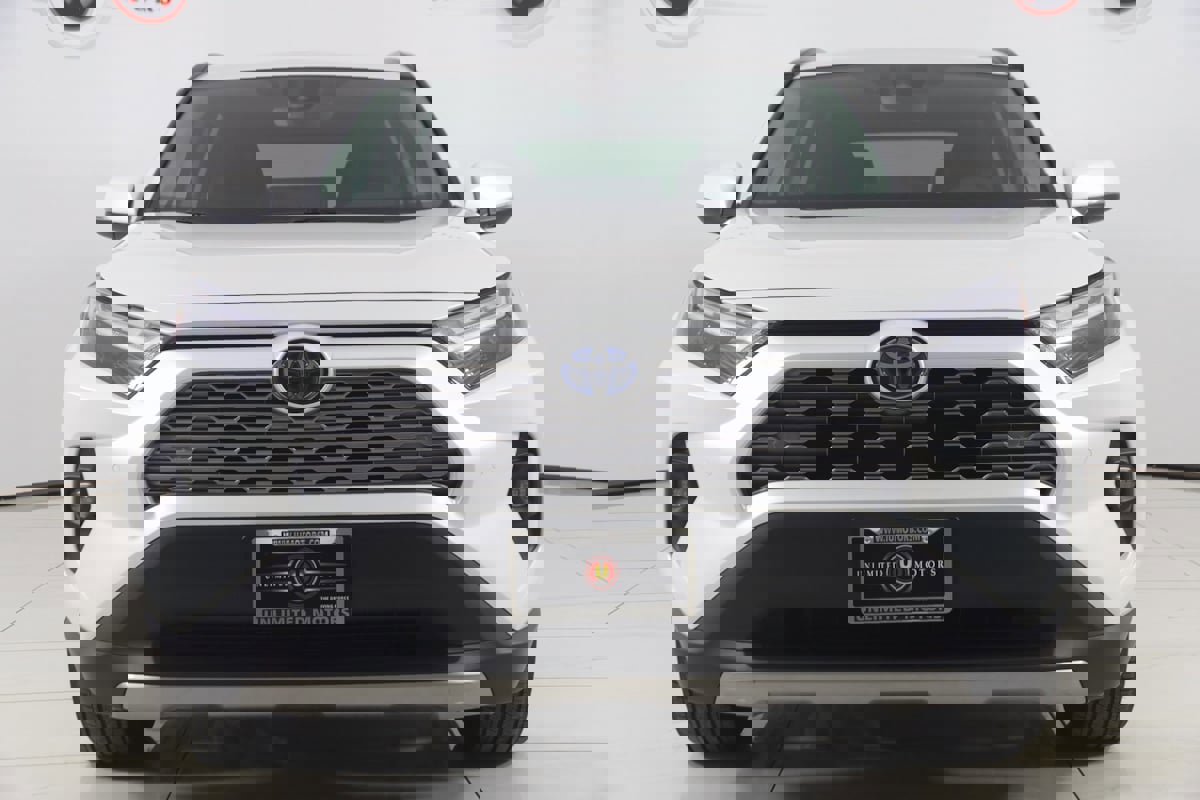 Used 2024 Toyota RAV4 Limited image 46