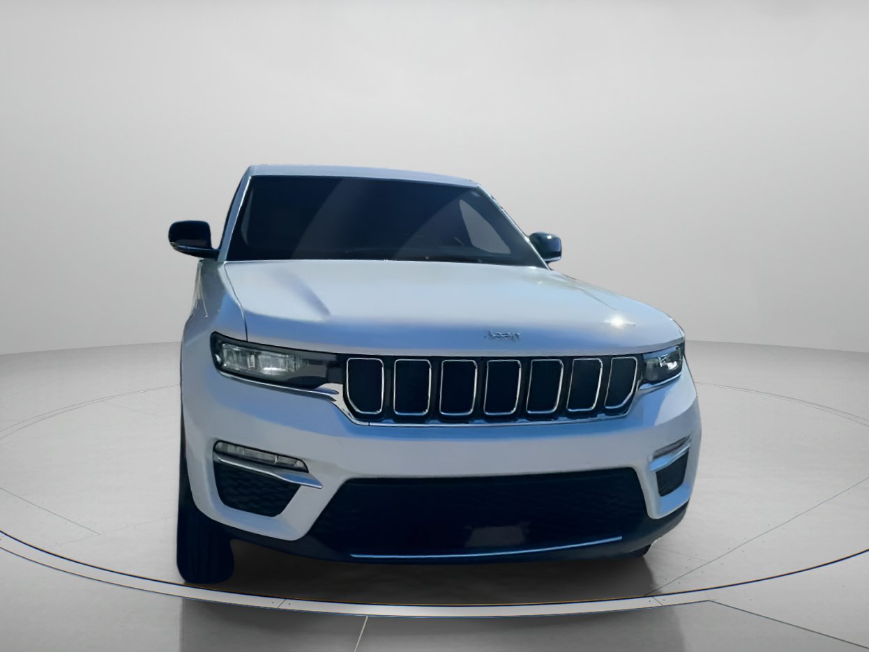 Used 2025 Jeep Grand Cherokee Limited w/ Trailer Tow Package image 5