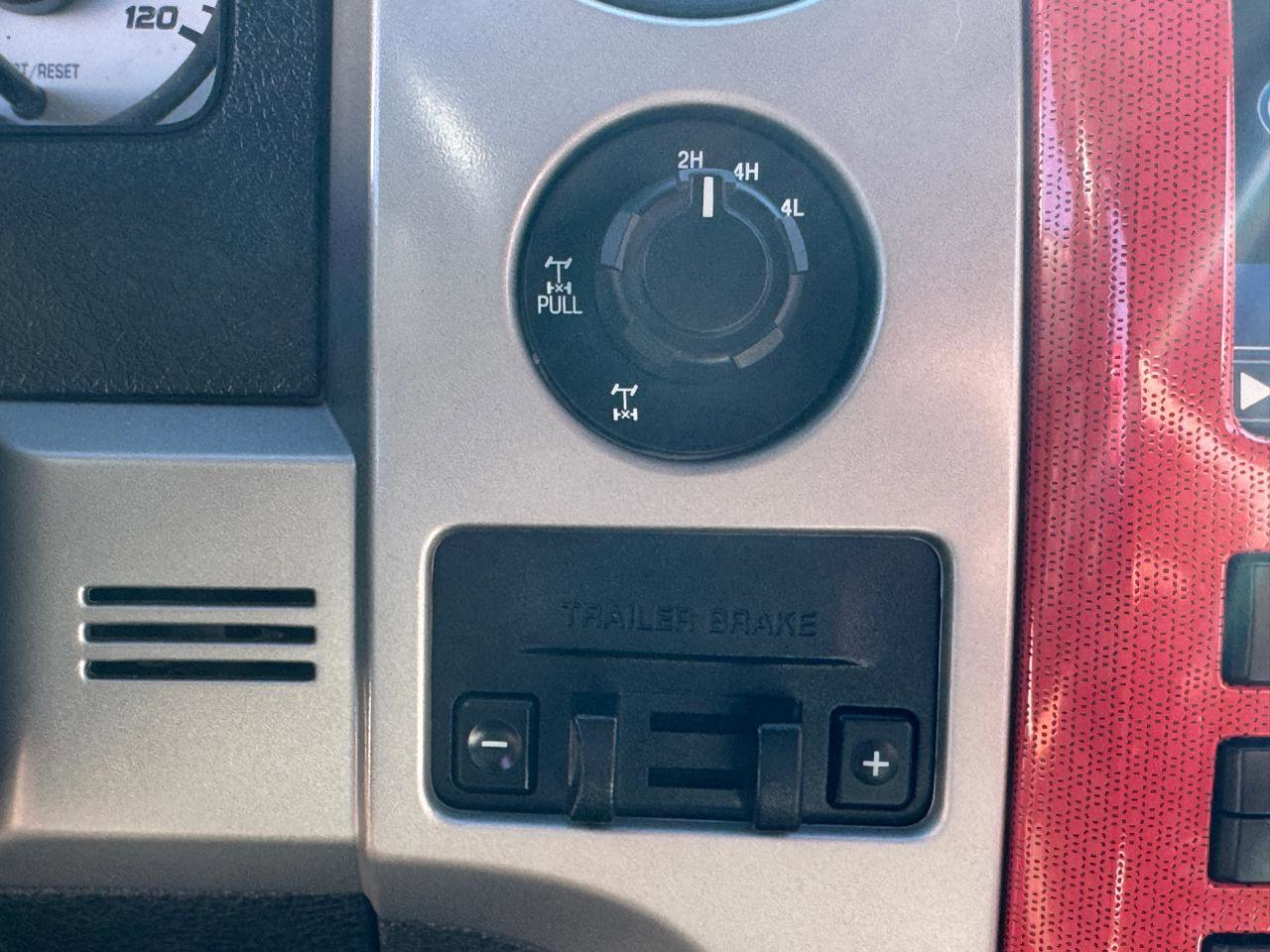 Used 2010 Ford F150 Raptor image 39