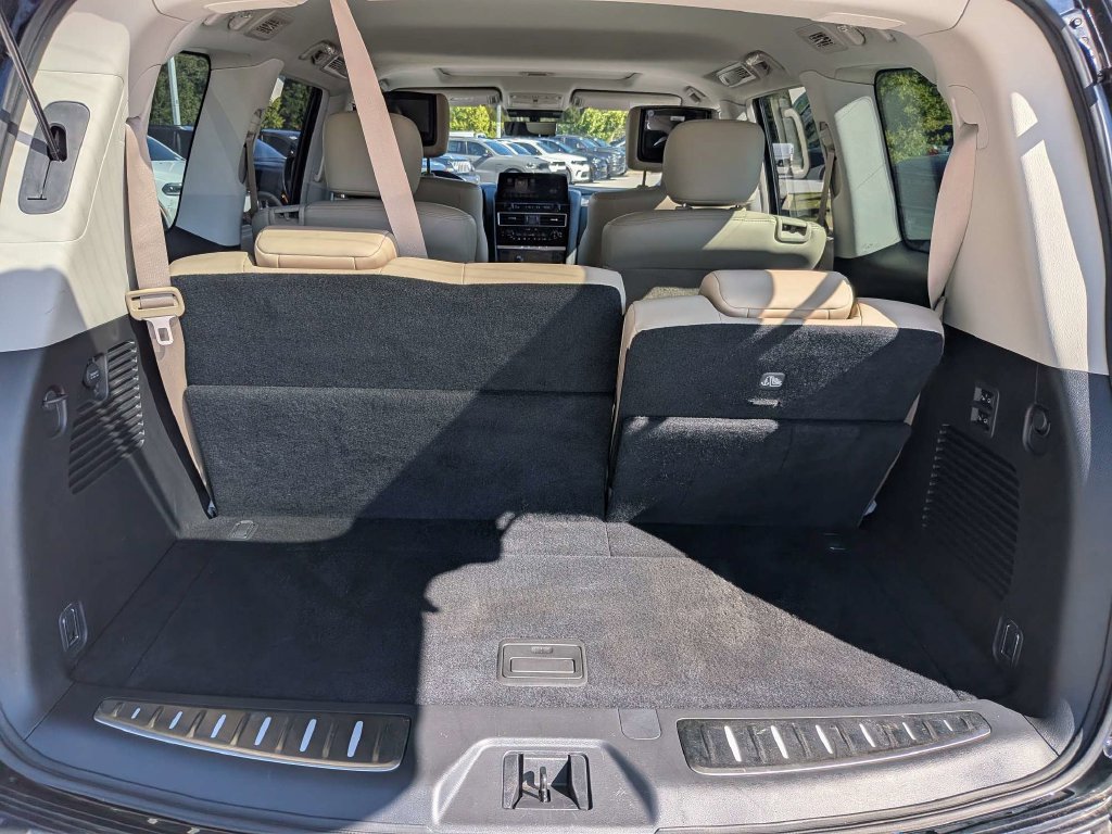 Used 2022 Nissan Armada Platinum w/ Captain's Chairs Package RWD image 12