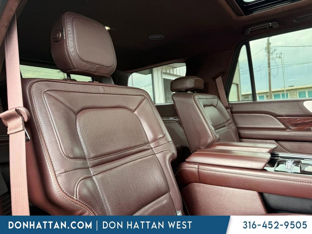 Used 2019 Lincoln Navigator Black Label AWD/4WD image 7