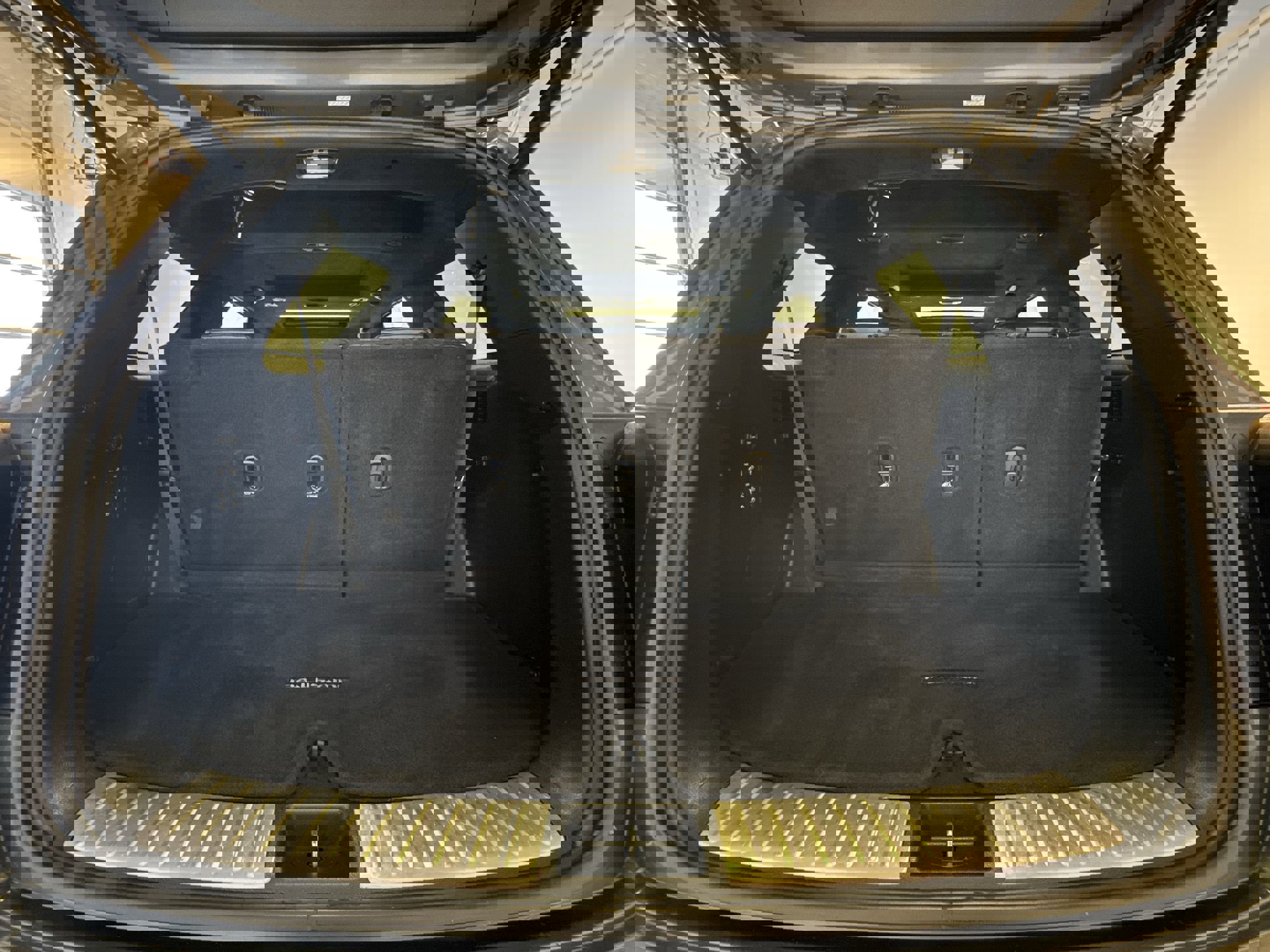 Used 2020 Hyundai Palisade Limited image 25