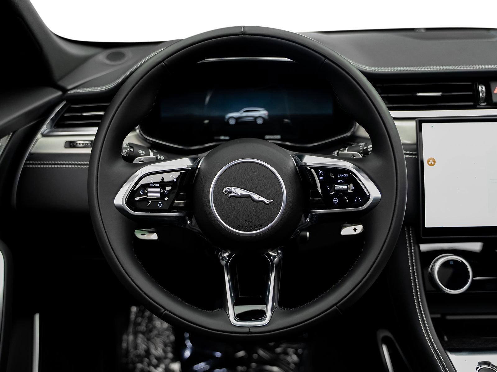 Used 2025 Jaguar F-PACE R-Dynamic S AWD/4WD image 43