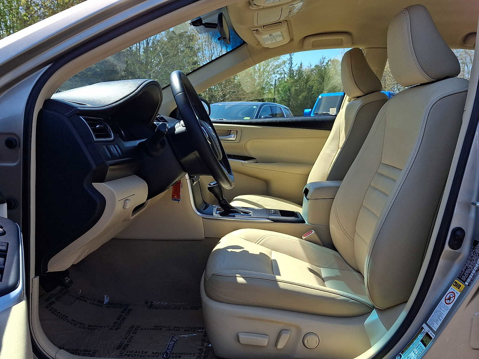 Used 2016 Toyota Camry XLE FWD image 15