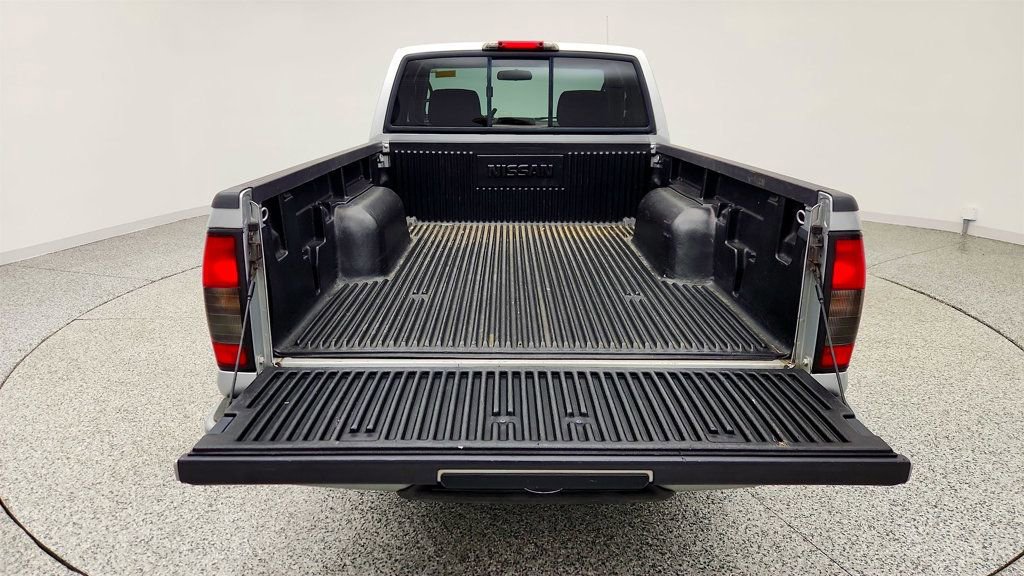 Used 2004 Nissan Frontier XE w/ (VTP) Value Truck Pkg image 19