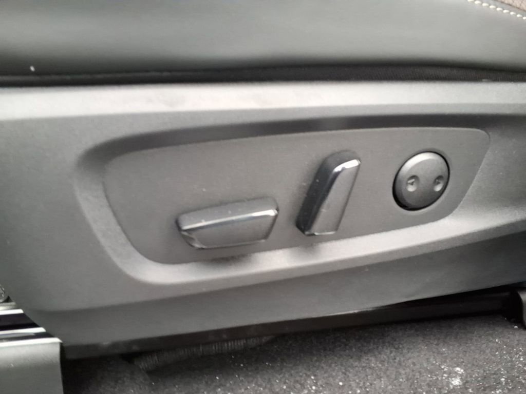 New 2026 Nissan Pathfinder SL image 25