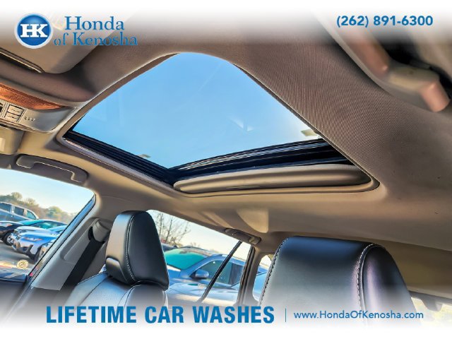 Used 2019 Toyota RAV4 Limited w/ Cold Weather Package AWD/4WD image 10