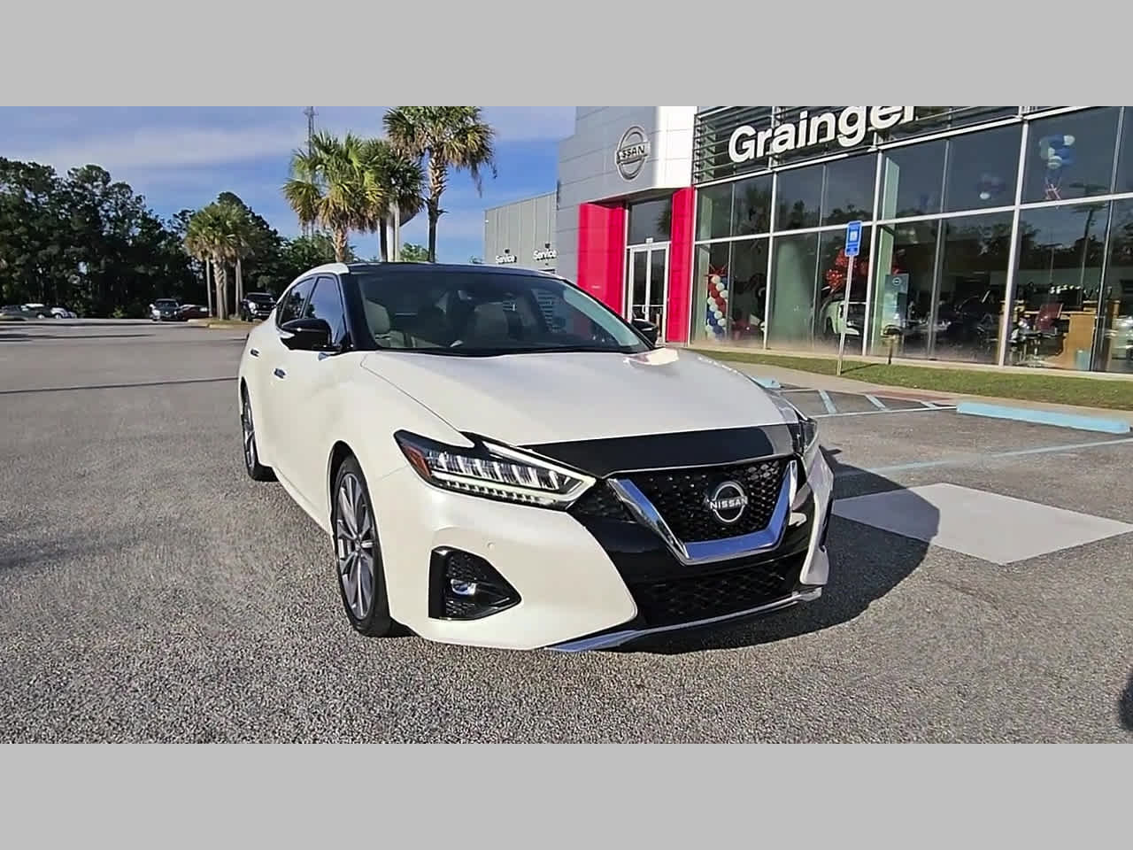Used 2023 Nissan Maxima Platinum w/ Sport Mat Group FWD image 18