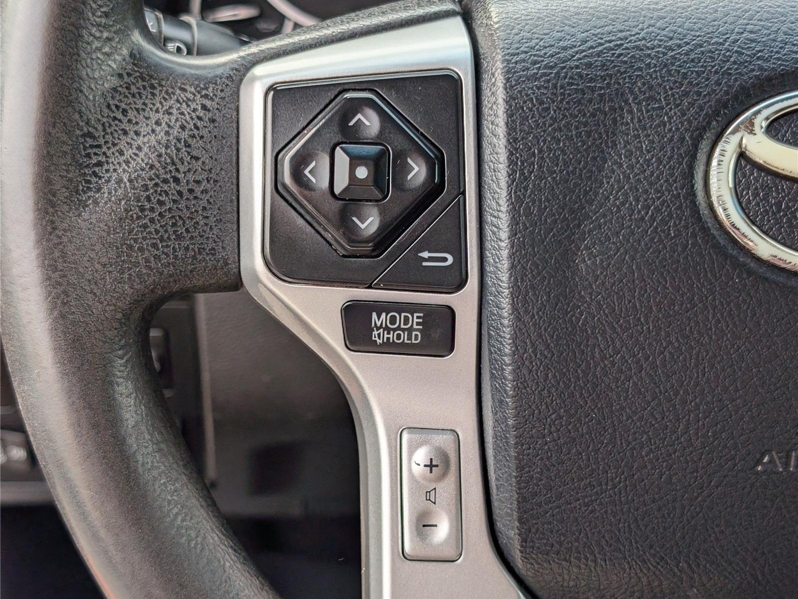 Used 2015 Toyota Tundra SR5 w/ TRD Off Road Package AWD/4WD image 22