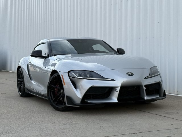 Used 2022 Toyota Supra Premium RWD image 2