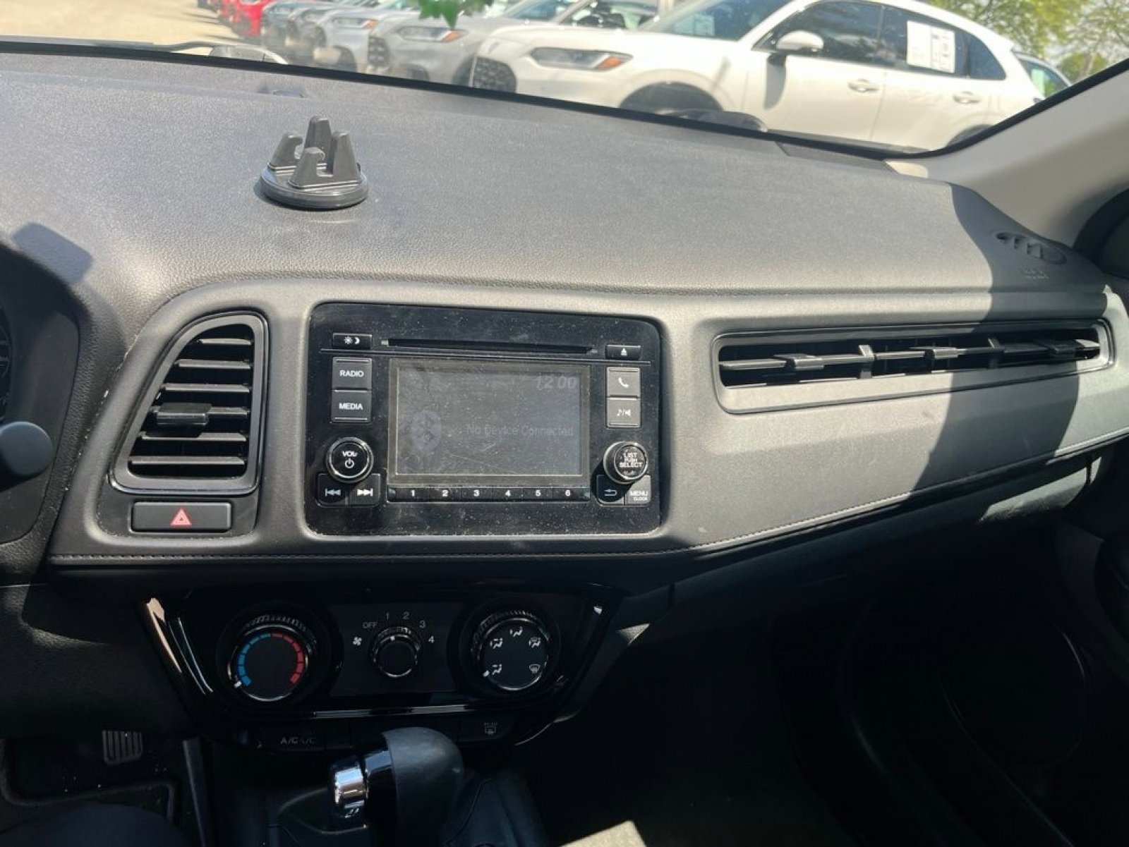 Used 2020 Honda HR-V LX image 18