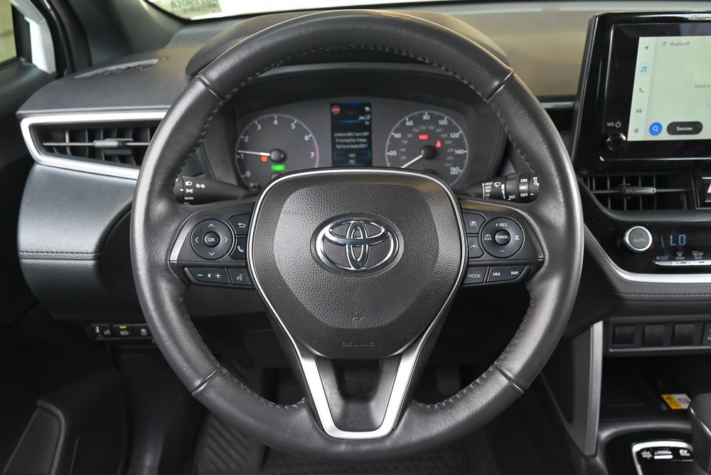 Used 2023 Toyota Corolla Cross AWD Hybrid image 16