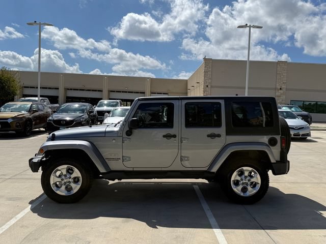Used 2014 Jeep Wrangler Unlimited Sahara w/ Max Tow Package AWD/4WD image 5