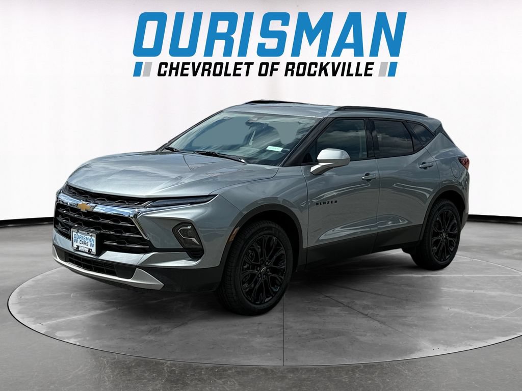 New 2026 Chevrolet Blazer LT w/ Convenience Package FWD image 2