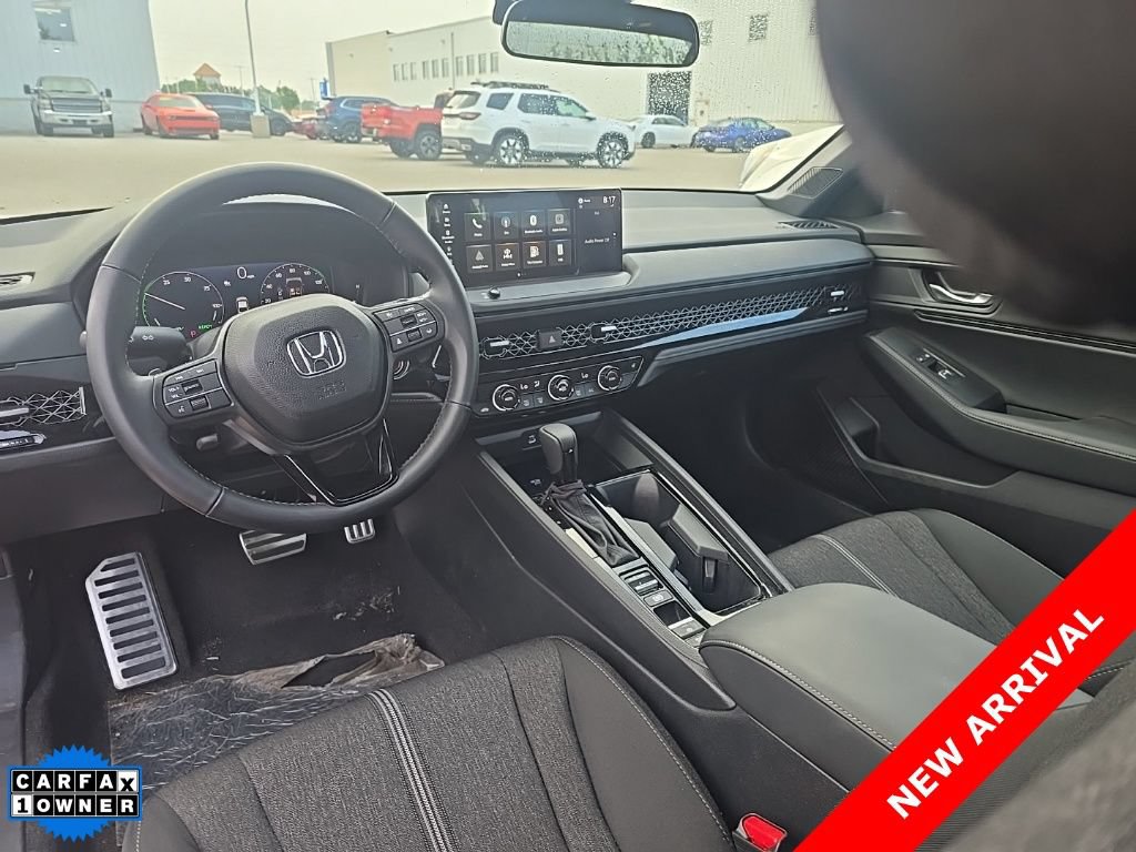 Used 2025 Honda Accord Sport image 7