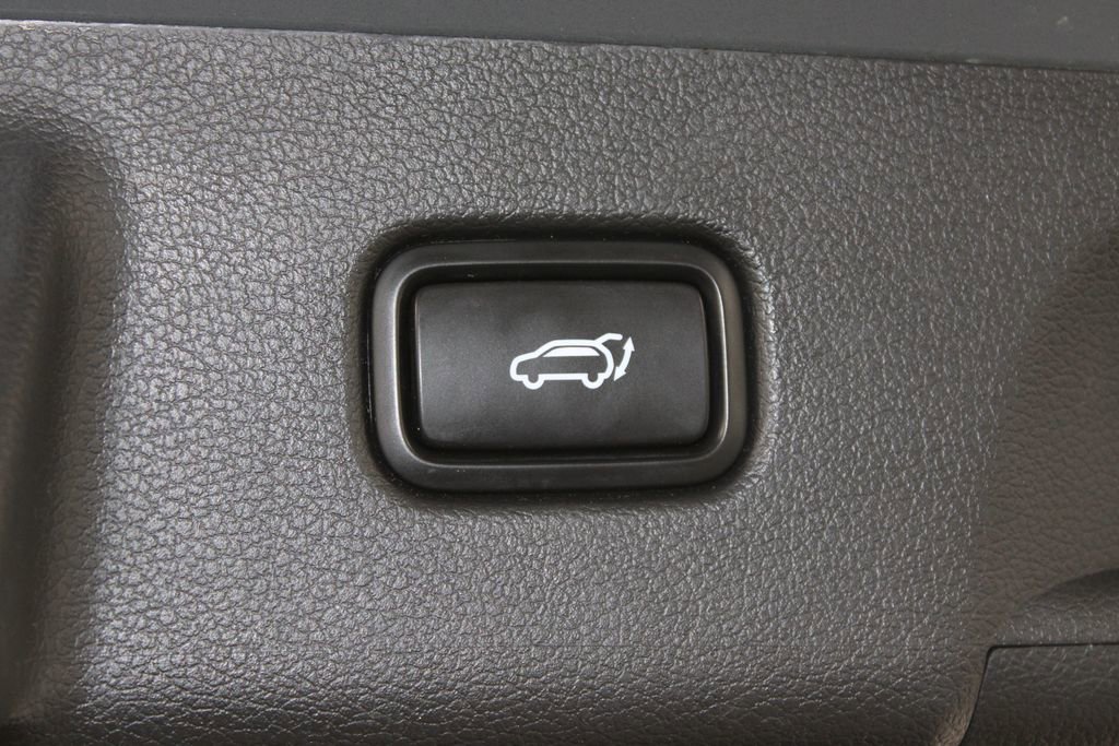 Used 2022 Hyundai Palisade Calligraphy image 14