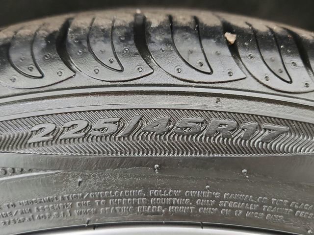 Used 2017 Mercedes-Benz CLA 250 4MATIC image 31