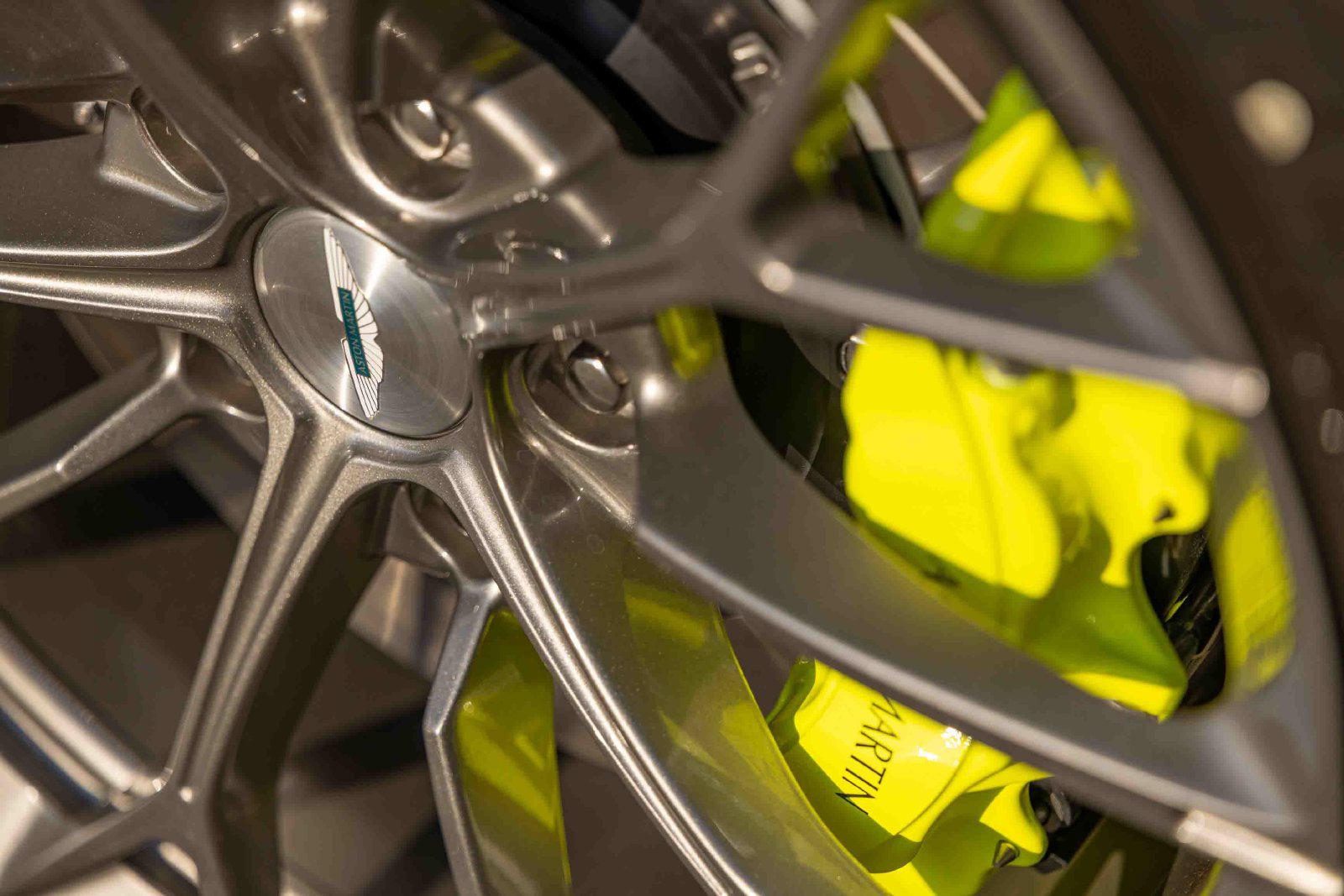 New 2026 Aston Martin V8 Vantage S RWD image 14