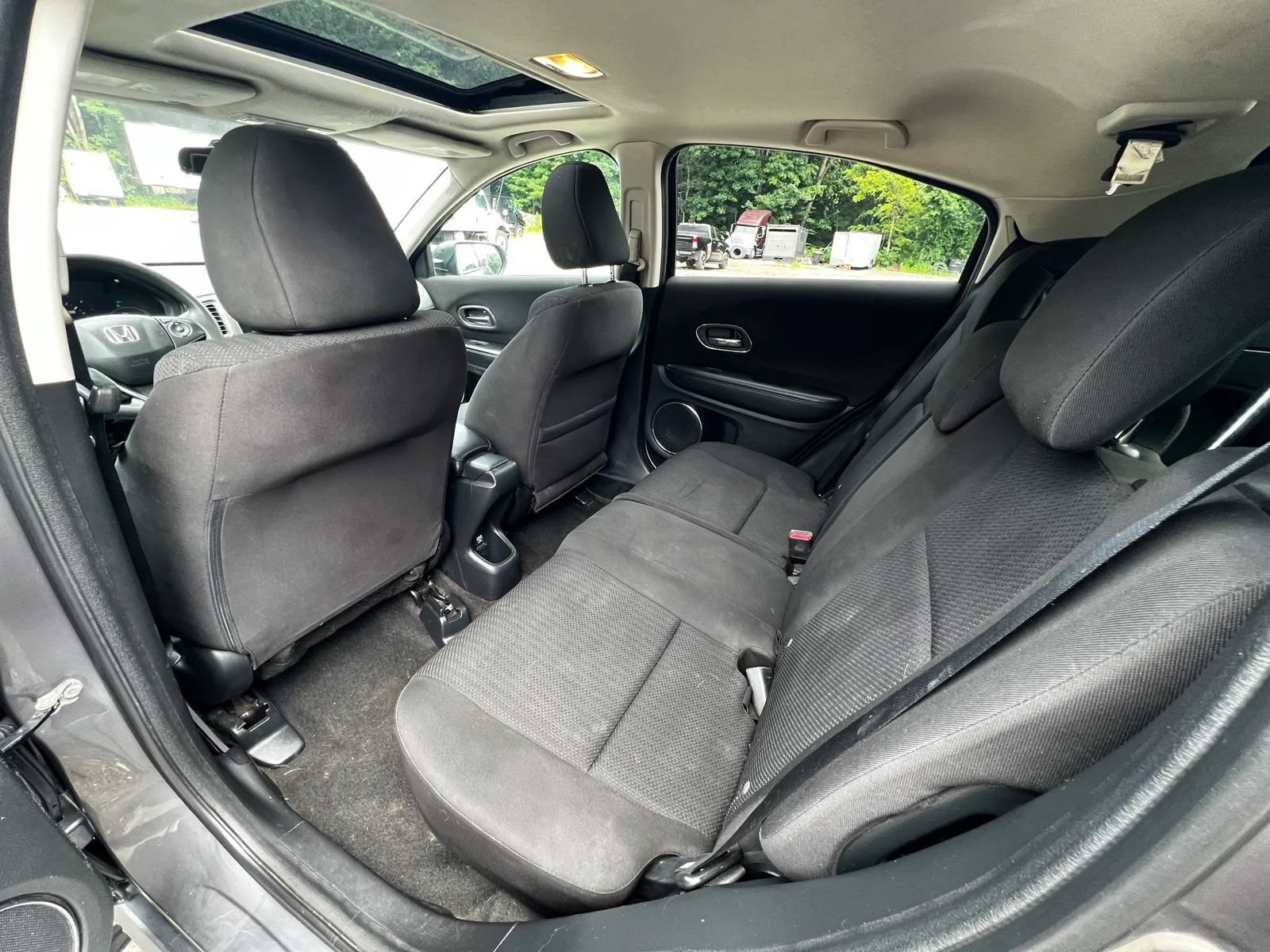 Used 2016 Honda HR-V EX image 10
