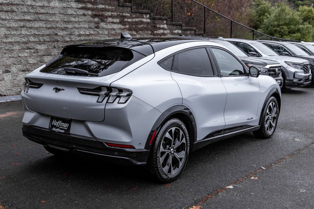 Used 2021 Ford Mustang Mach-E Premium image 5