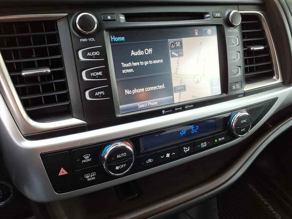 Used 2019 Toyota Highlander XLE image 32