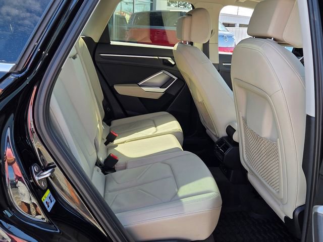 Used 2020 Audi Q3 2.0T Premium Plus w/ Premium Plus Package image 17