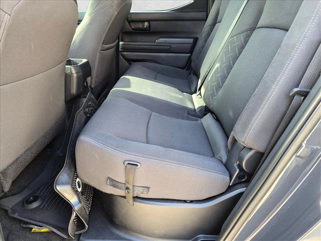 Certified 2024 Toyota Tacoma SR5 AWD/4WD image 15