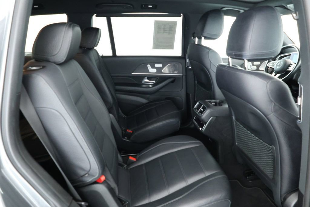 Used 2022 Mercedes-Benz GLS 450 4MATIC image 23