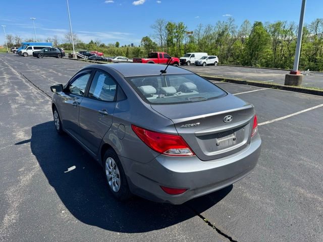 Used 2016 Hyundai Accent SE FWD image 5