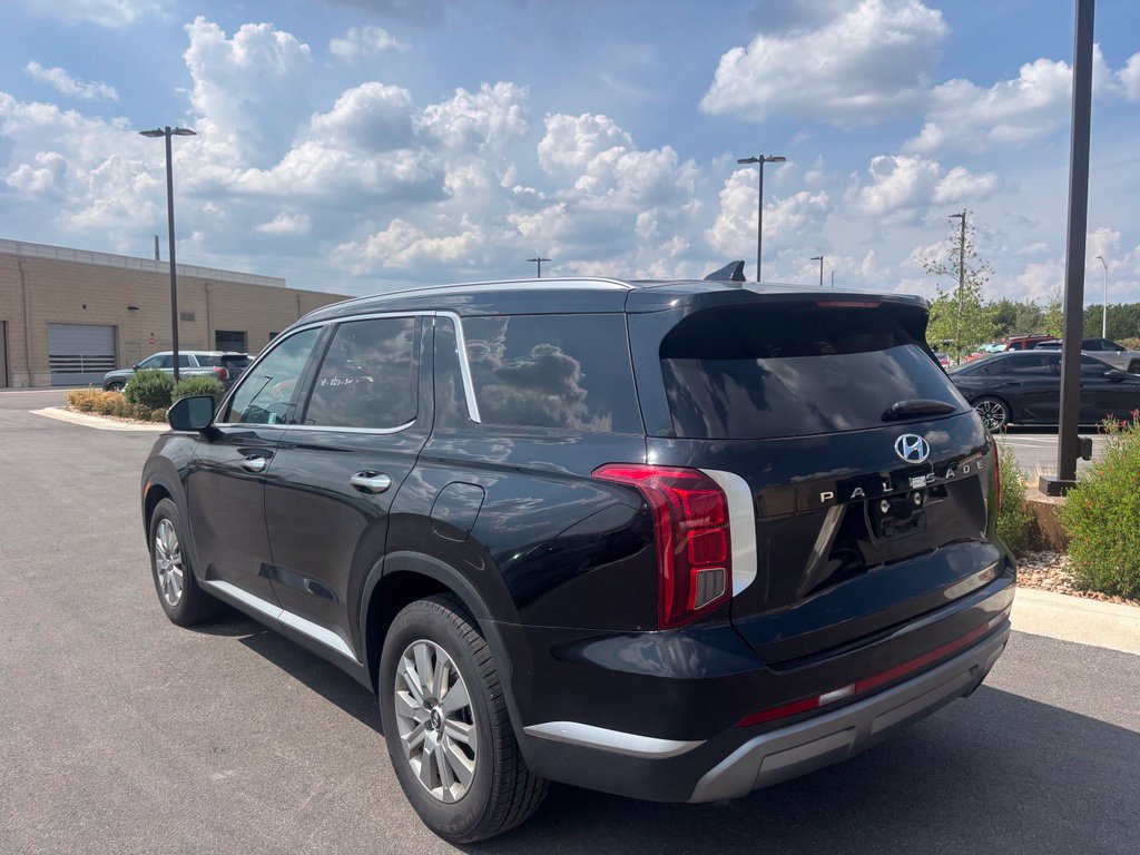 Certified 2025 Hyundai Palisade SEL FWD image 7