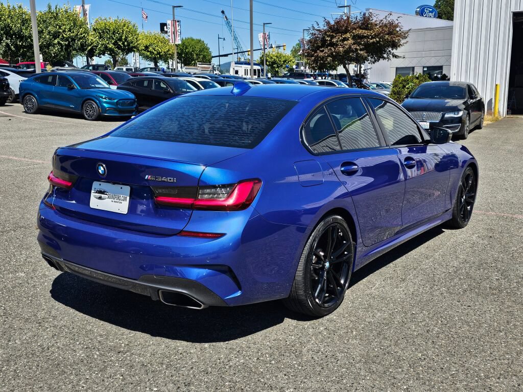 Used 2020 BMW M340i RWD image 5