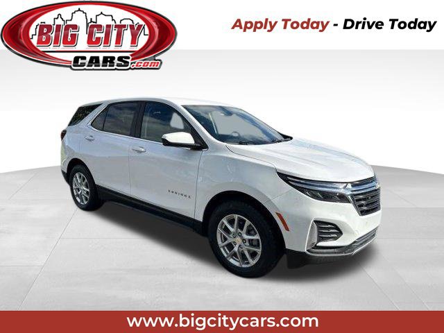Used 2024 Chevrolet Equinox LT w/ LPO, Floor Liner Package AWD/4WD image 1