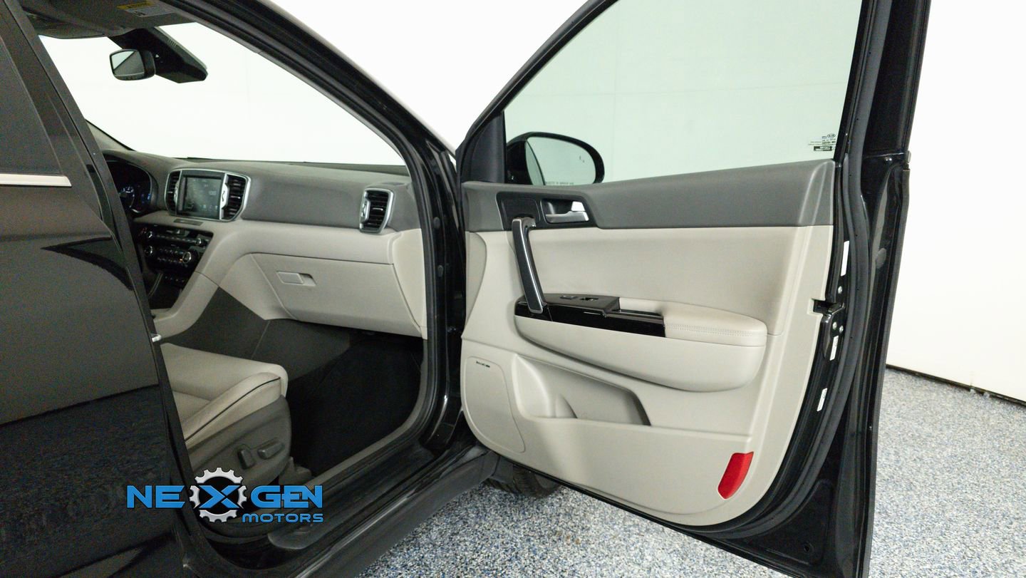 Used 2018 Kia Sportage EX w/ Option Group 040 image 34