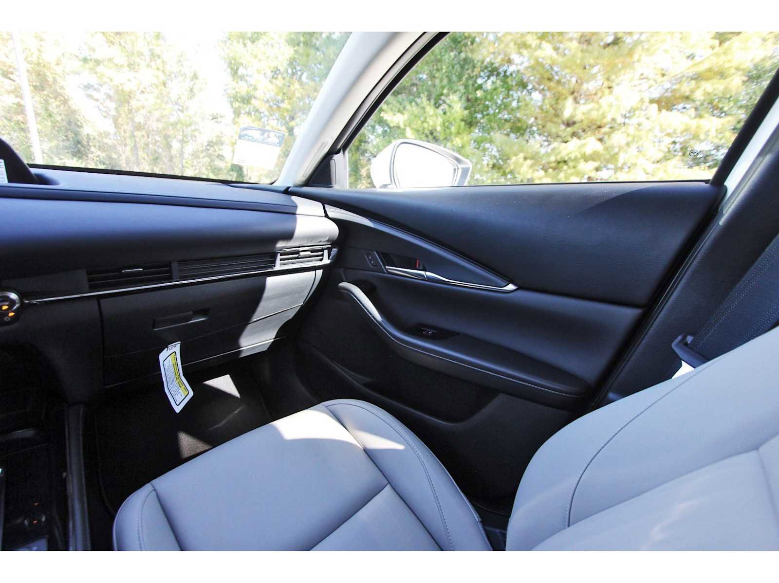 Certified 2025 MAZDA CX-30 AWD 2.5 S w/ Preferred Package image 8