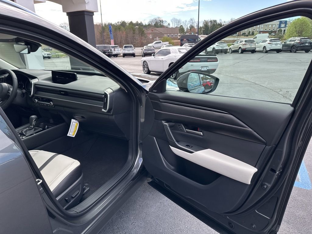 New 2026 MAZDA CX-50 AWD 2.5 S w/ Cargo Package image 10