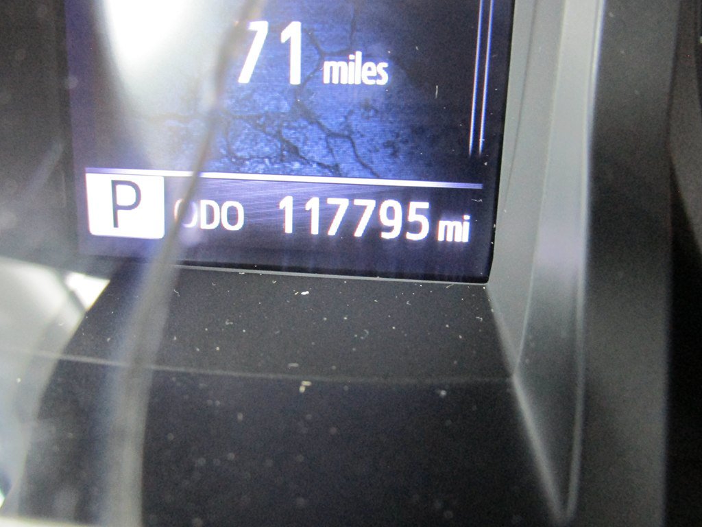 Used 2023 Toyota Tacoma SR AWD/4WD image 6