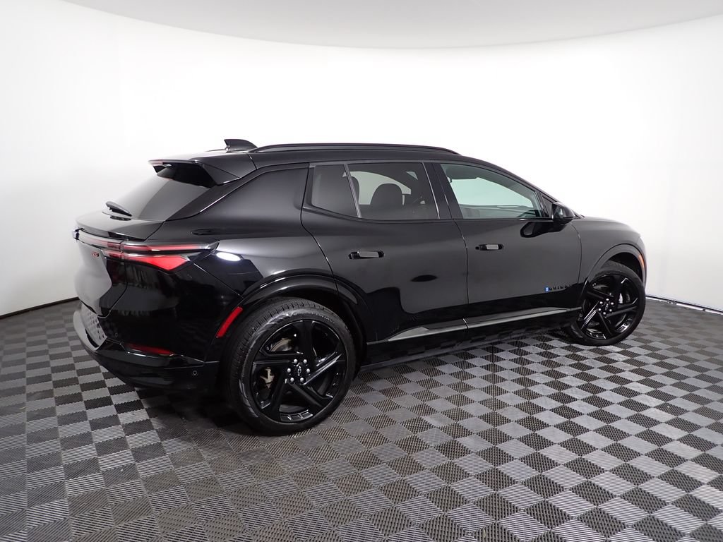 Used 2024 Chevrolet Equinox EV RS FWD image 19