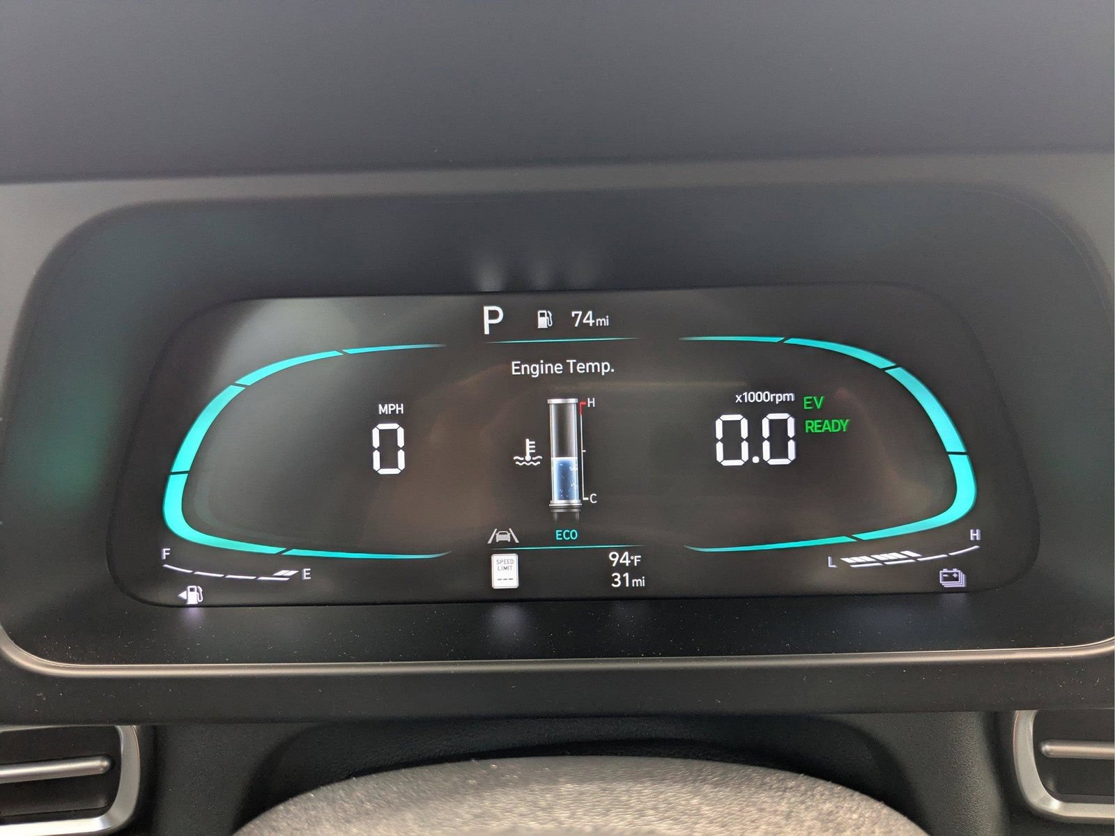 New 2025 Hyundai Elantra Hybrid FWD image 24
