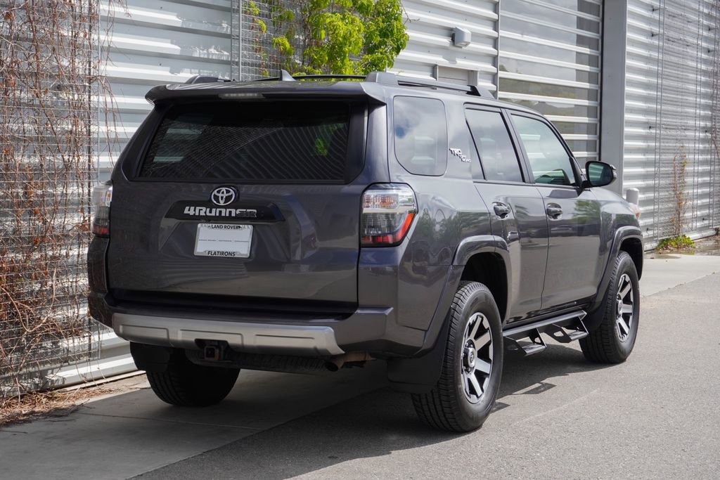 Used 2020 Toyota 4Runner TRD Off-Road Premium w/ Moonroof Package AWD/4WD image 2